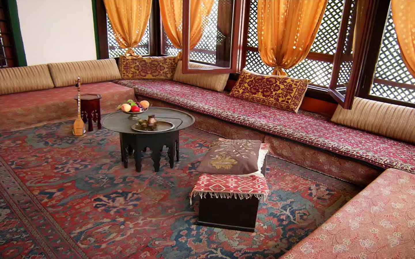 Advantages of Sofa Sets for Arabic Majlis